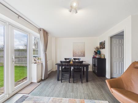 4 bedroom Semi-detached house for sale in Amber Way, Burbage, LE10