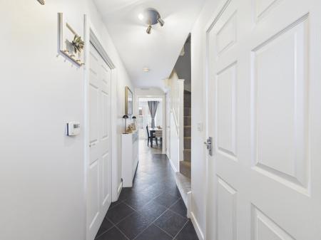 4 bedroom Semi-detached house for sale in Amber Way, Burbage, LE10
