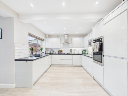 3 bedroom Terraced House for sale in Lucas Road, Burbage, LE10