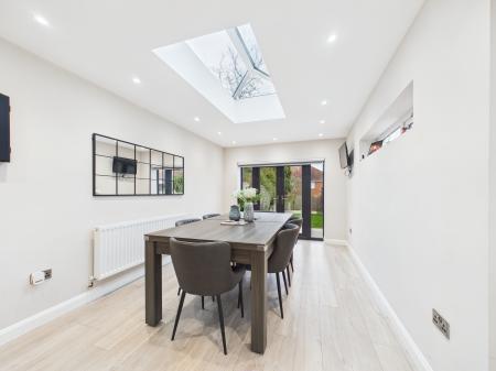 3 bedroom Terraced House for sale in Lucas Road, Burbage, LE10