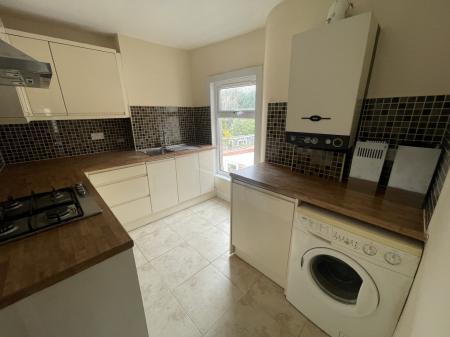 1 bedroom Flat to let in Earls Road, Nuneaton, CV11