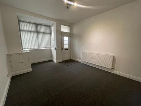 3 bedroom Terraced House to let in Derby Road, Hinckley, LE10