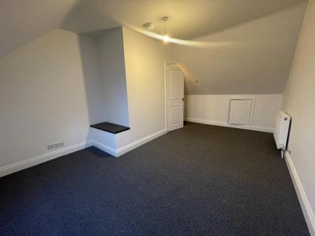3 bedroom Terraced House to let in Derby Road, Hinckley, LE10