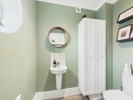 3 bedroom Detached house for sale in Roman Avenue, Nuneaton, CV11