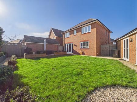 3 bedroom Detached house for sale in Roman Avenue, Nuneaton, CV11