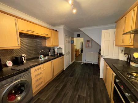 3 bedroom Detached house to let in Hillside Drive, Nuneaton, CV10