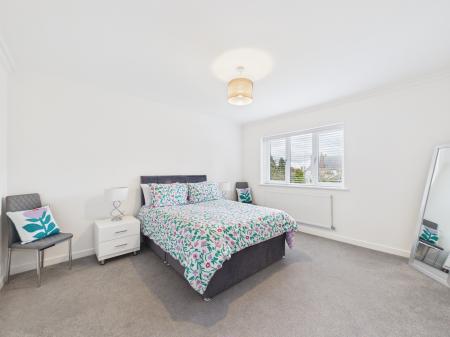 4 bedroom Detached house for sale in Field Way, Earl Shilton, LE9