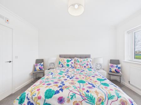 4 bedroom Detached house for sale in Field Way, Earl Shilton, LE9