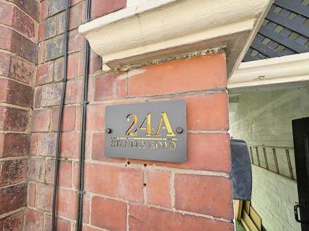 1 bedroom Flat to let in Stanley Road, Nuneaton, CV11