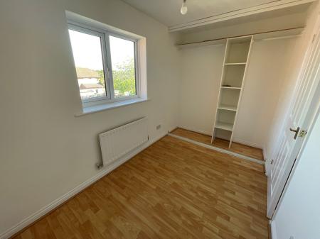 2 bedroom Terraced House to let in Berkeley Close, Nuneaton, CV11