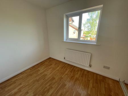 2 bedroom Terraced House to let in Berkeley Close, Nuneaton, CV11