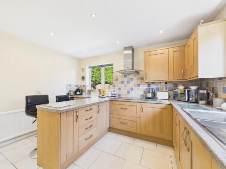 3 bedroom Detached bungalow for sale in Leicester Road, Sharnford, LE10