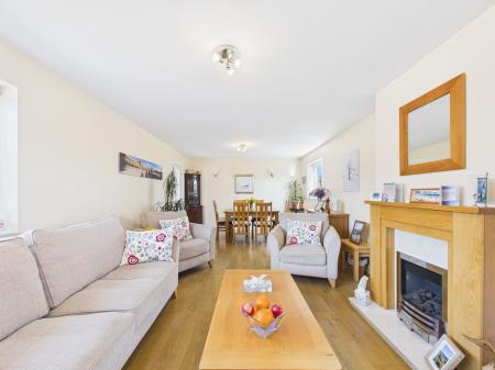 3 bedroom Detached bungalow for sale in Leicester Road, Sharnford, LE10