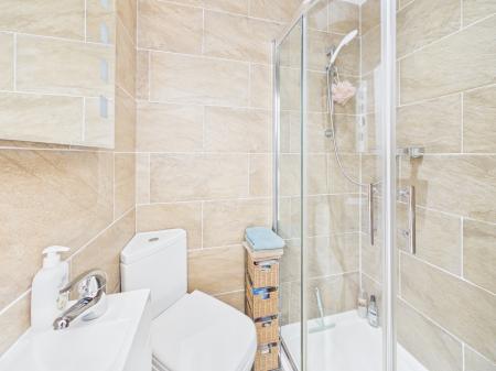 3 bedroom Detached bungalow for sale in Leicester Road, Sharnford, LE10