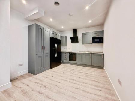 2 bedroom Flat to let in Essentia House, Upper Bond Street, Hinckley
