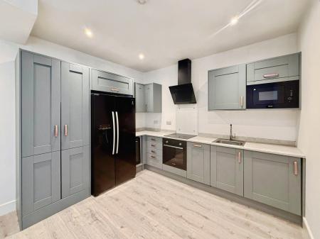 2 bedroom Flat to let in Essentia House, Upper Bond Street, Hinckley
