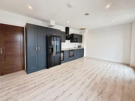 2 bedroom Flat to let in 2 Bed Apartments, Upper Bond Street, Hinckley, LE10