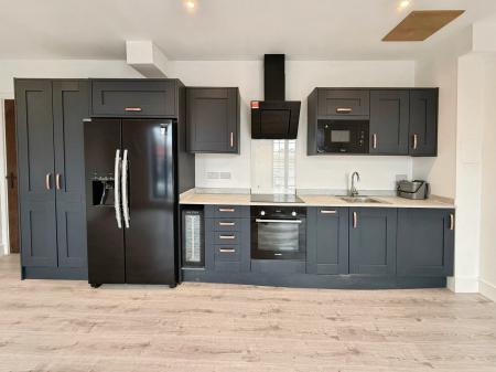 2 bedroom Flat to let in 2 Bed Apartments, Upper Bond Street, Hinckley, LE10