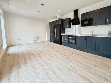 2 bedroom Flat to let in 2 Bed Apartments, Upper Bond Street, Hinckley, LE10