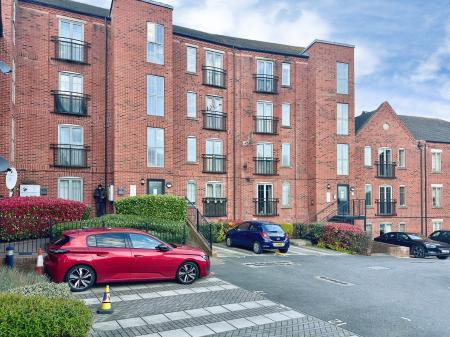 Trinity Lane, Hinckley, LE10