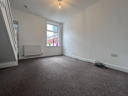 2 bedroom Terraced House to let in Duke Street, Nuneaton, CV11