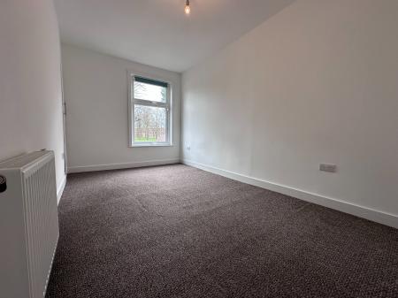 2 bedroom Terraced House to let in Duke Street, Nuneaton, CV11