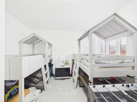 2 bedroom End of terrace house for sale in Willowbank Close, Hinckley, LE10