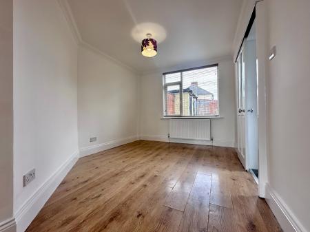 3 bedroom Semi-detached house to let in Sunnydale Road, Hinckley, LE10