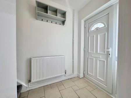 3 bedroom Semi-detached house to let in Sunnydale Road, Hinckley, LE10