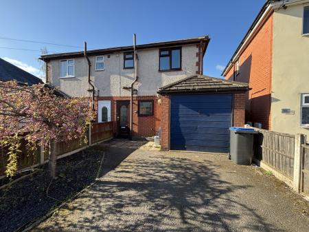 Elwell Avenue, Barwell, LE9