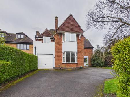 4 bedroom Detached house for sale in Shakespeare Drive, Hinckley, LE10