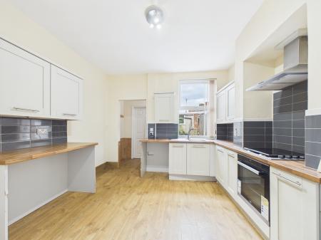 3 bedroom Terraced House for sale in Chapel Street, Barwell, LE9