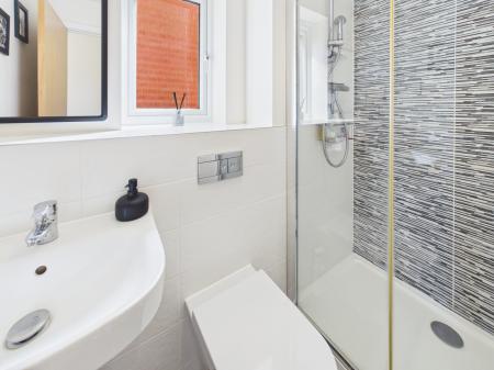 4 bedroom Detached house for sale in Lime Avenue, Sapcote, LE9