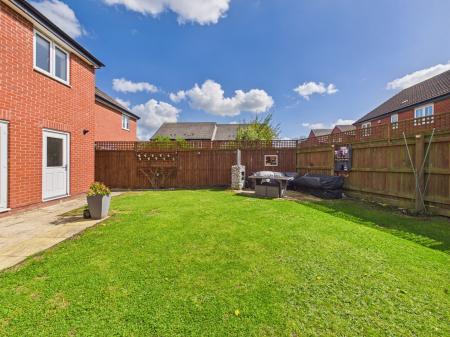 4 bedroom Detached house for sale in Lime Avenue, Sapcote, LE9