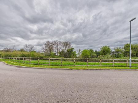 4 bedroom Detached house for sale in Lime Avenue, Sapcote, LE9