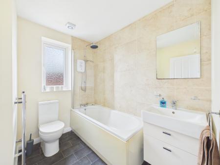 2 bedroom Semi-detached house for sale in Lomond Way, Nuneaton, CV10
