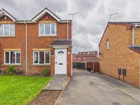 2 bedroom Semi-detached house for sale in Lomond Way, Nuneaton, CV10