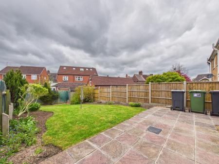 2 bedroom Semi-detached house for sale in Lomond Way, Nuneaton, CV10