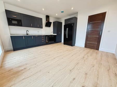 2 bedroom Flat to let in 2 Bed Apartments, Upper Bond Street, Hinckley, LE10