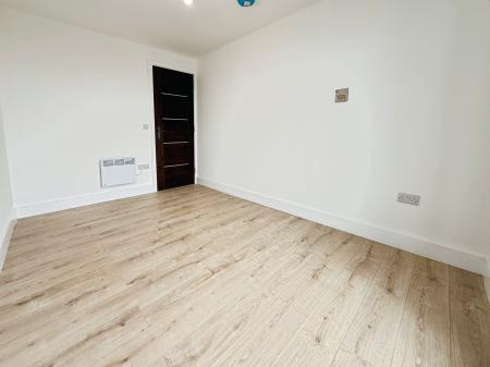 2 bedroom Flat to let in 2 Bed Apartments, Upper Bond Street, Hinckley, LE10
