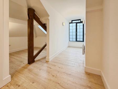 2 bedroom Flat to let in 2 Bed Apartments, Upper Bond Street, Hinckley, LE10