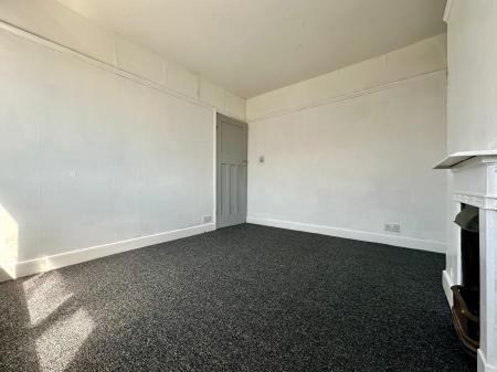 3 bedroom Semi-detached house to let in John Nichols Street, Hinckley, LE10