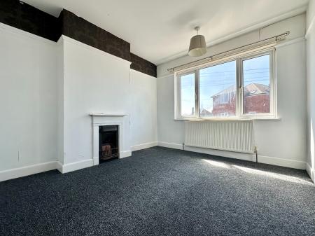 3 bedroom Semi-detached house to let in John Nichols Street, Hinckley, LE10