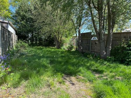 3 bedroom Semi-detached house to let in John Nichols Street, Hinckley, LE10