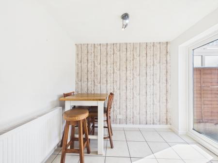 3 bedroom Semi-detached house for sale in Charnwood Drive, Hartshill, CV10