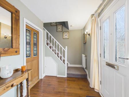 4 bedroom Semi-detached house for sale in Chesterfield Way, Barwell, LE9