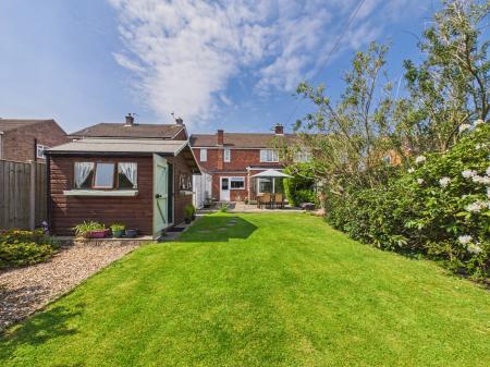 4 bedroom Semi-detached house for sale in Chesterfield Way, Barwell, LE9