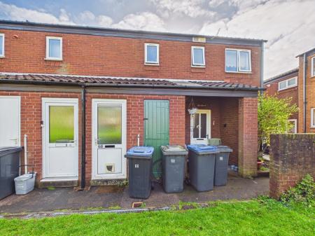 2 bedroom Maisonette for sale in Ferness Road, Hinckley, LE10