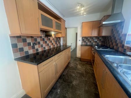 2 bedroom Terraced House to let in Bracebridge Street, Nuneaton, CV11