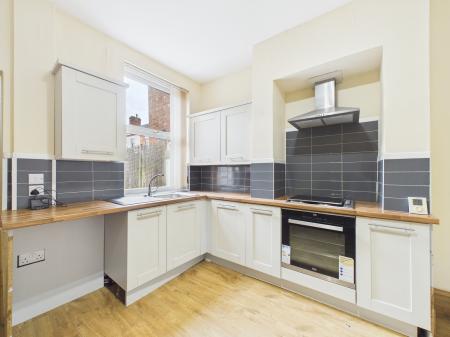 3 bedroom Terraced House to let in Chapel Street, Barwell, LE9